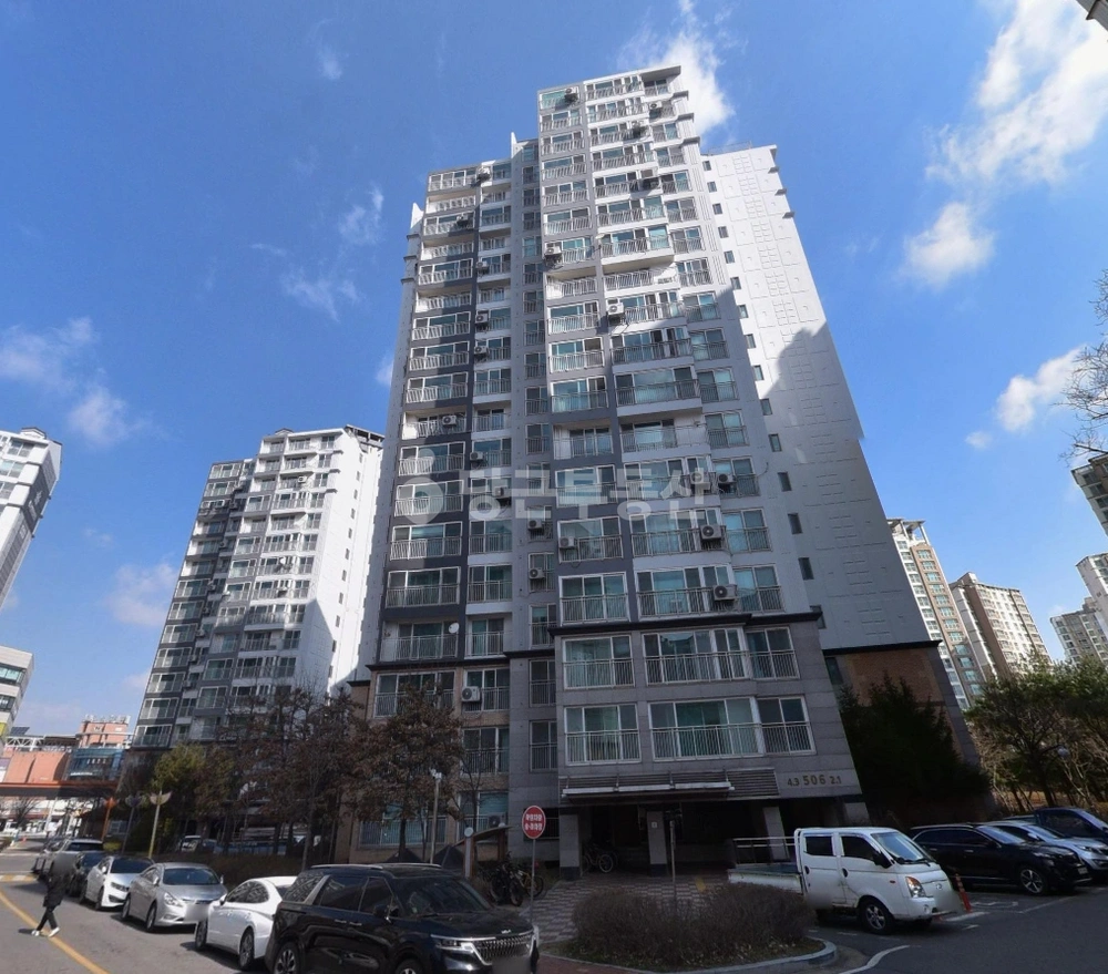 경기도 오산시 금암동 아파트 사진 1
