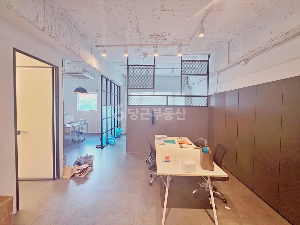 서울특별시 강남구 논현동 사무실 사진 1