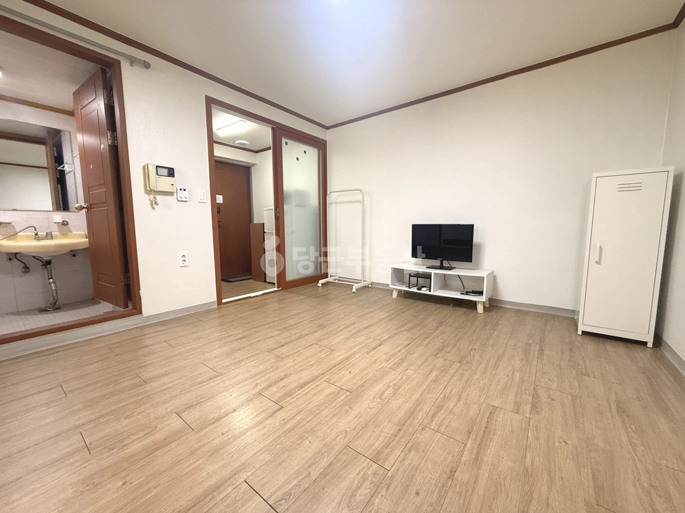 대전광역시 서구 괴정동 원룸 사진 1