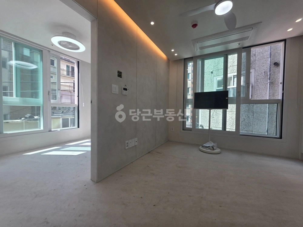 부산광역시 동래구 온천동 오피스텔 사진 1