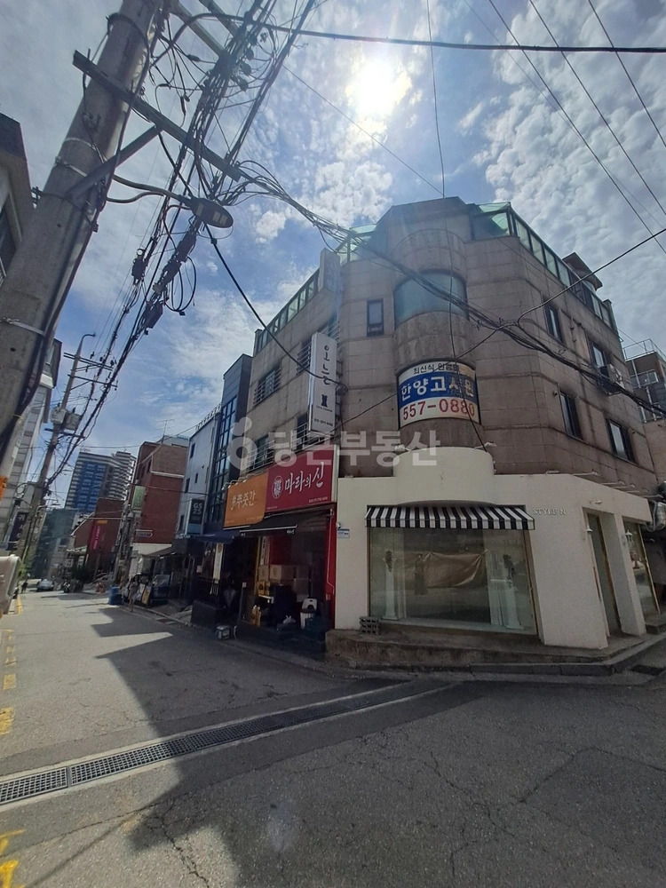 서울특별시 서초구 반포동 상가 사진 1