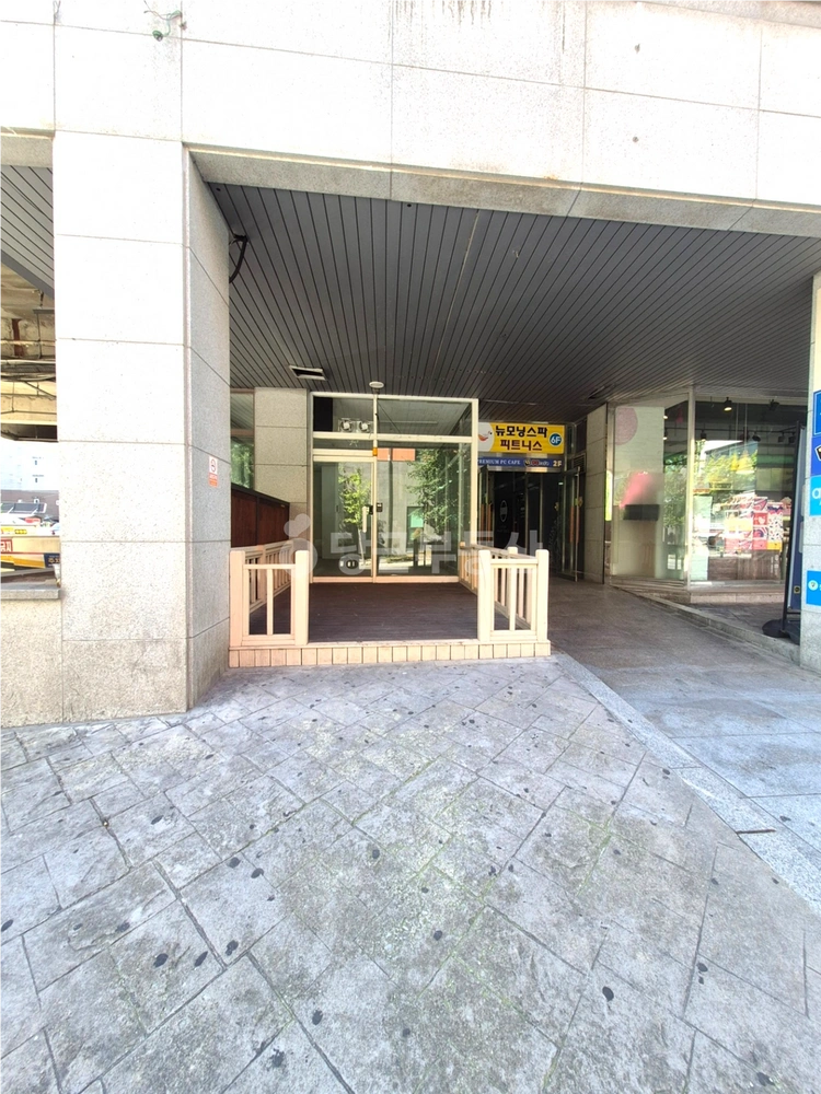 충청남도 천안시 서북구 두정동 상가 사진 1