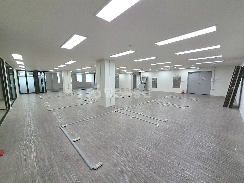 대전광역시 서구 둔산동 사무실 사진 1