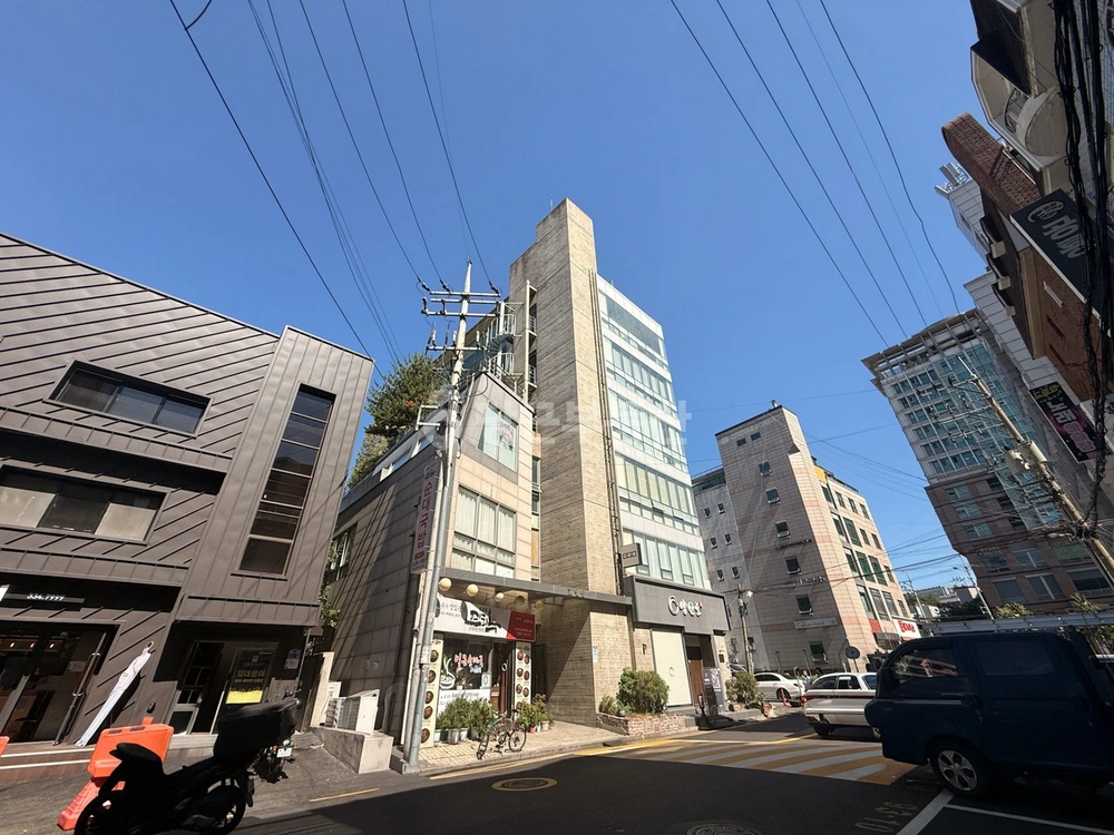 서울특별시 서대문구 연희동 상가 사진 1