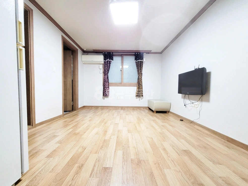 울산광역시 남구 삼산동 원룸 사진 1