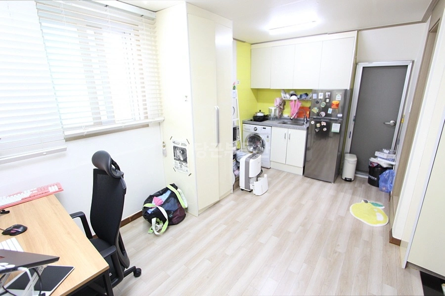 서울특별시 마포구 서교동 원룸 사진 1