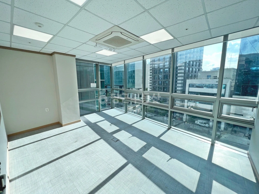 서울특별시 강남구 역삼동 사무실 사진 1