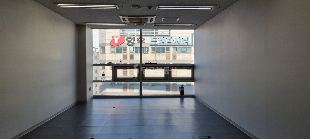 경기도 고양시 일산동구 장항동 사무실 사진 1