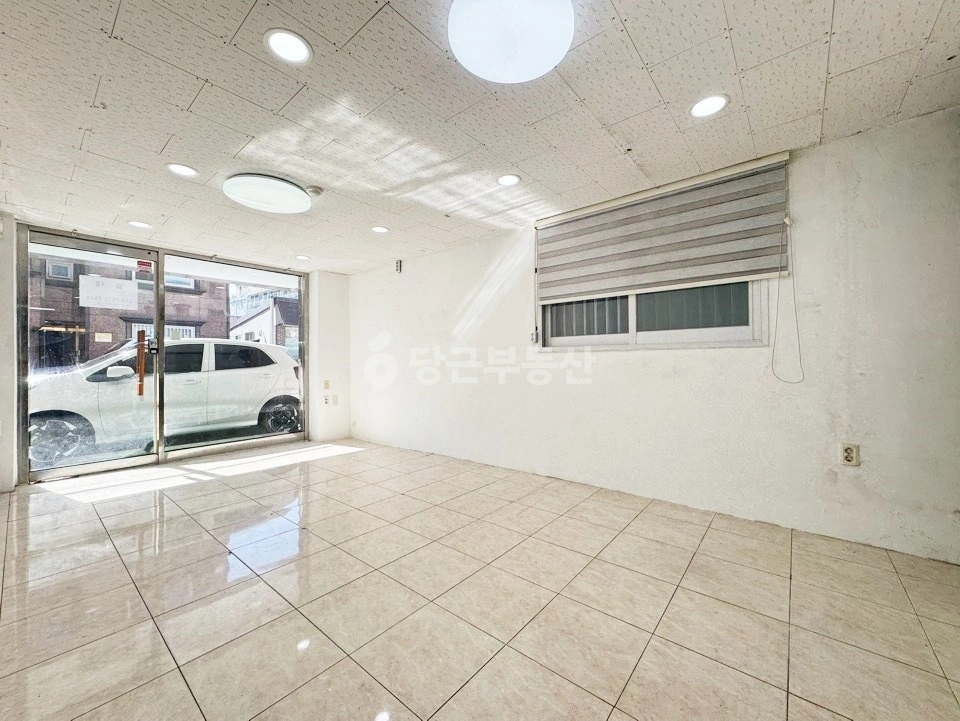 대전광역시 서구 탄방동 상가 사진 1