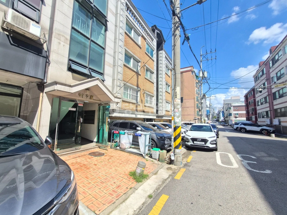 경기도 수원시 팔달구 인계동 상가 사진 1