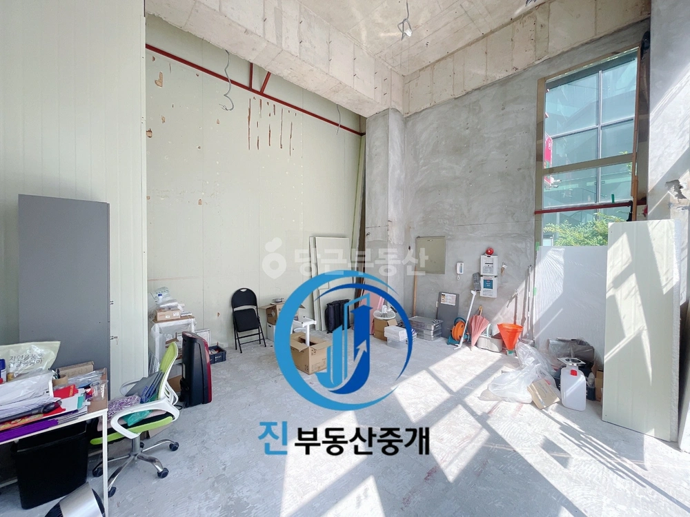 전남광주통합특별시 서구 동천동 상가 사진 1