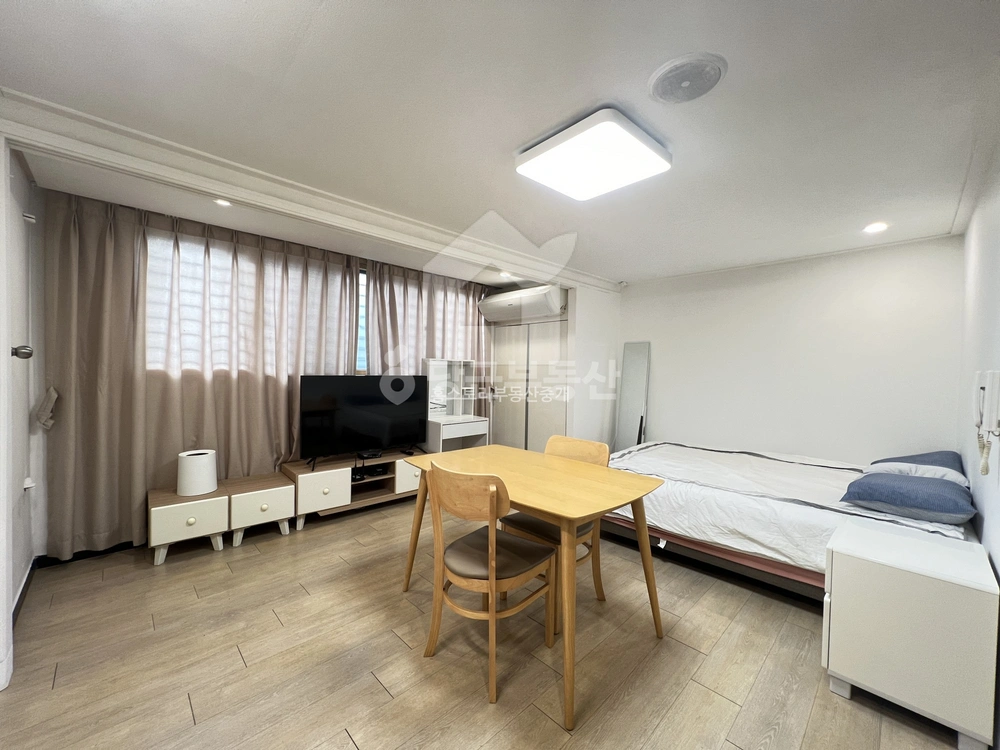서울특별시 강남구 역삼동 원룸 사진 1