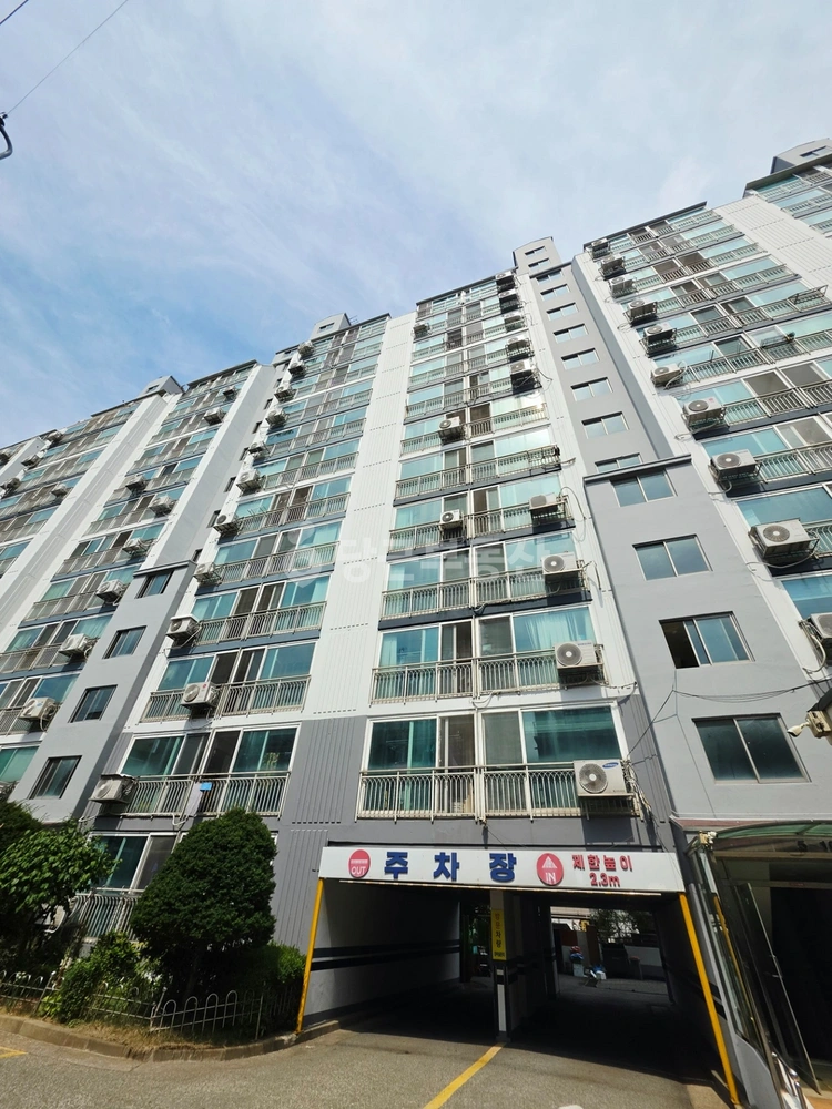 인천광역시 부평구 부개동 아파트 사진 1