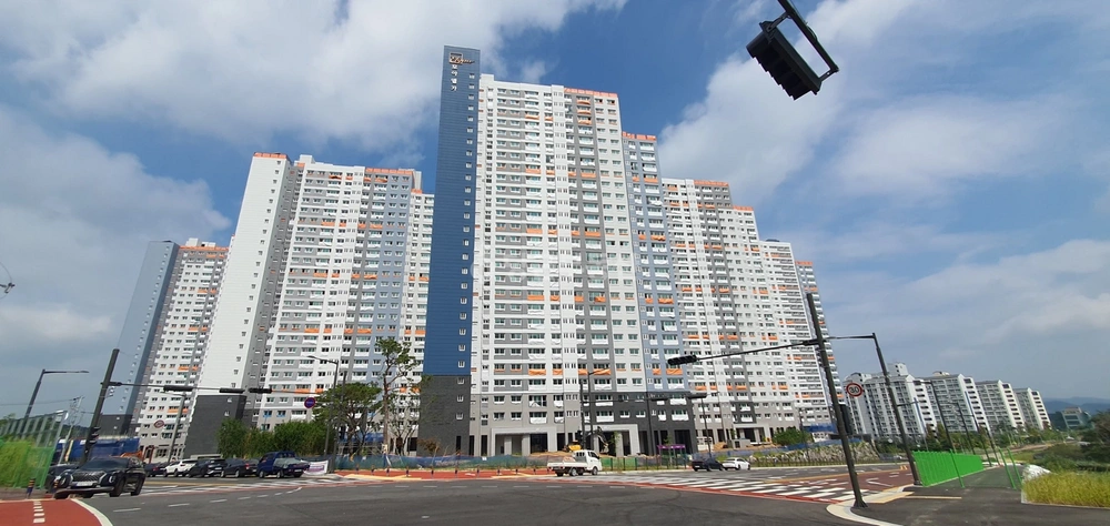 충청남도 아산시 신창면 아파트 사진 1