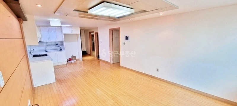 서울특별시 강남구 역삼동 아파트 사진 1