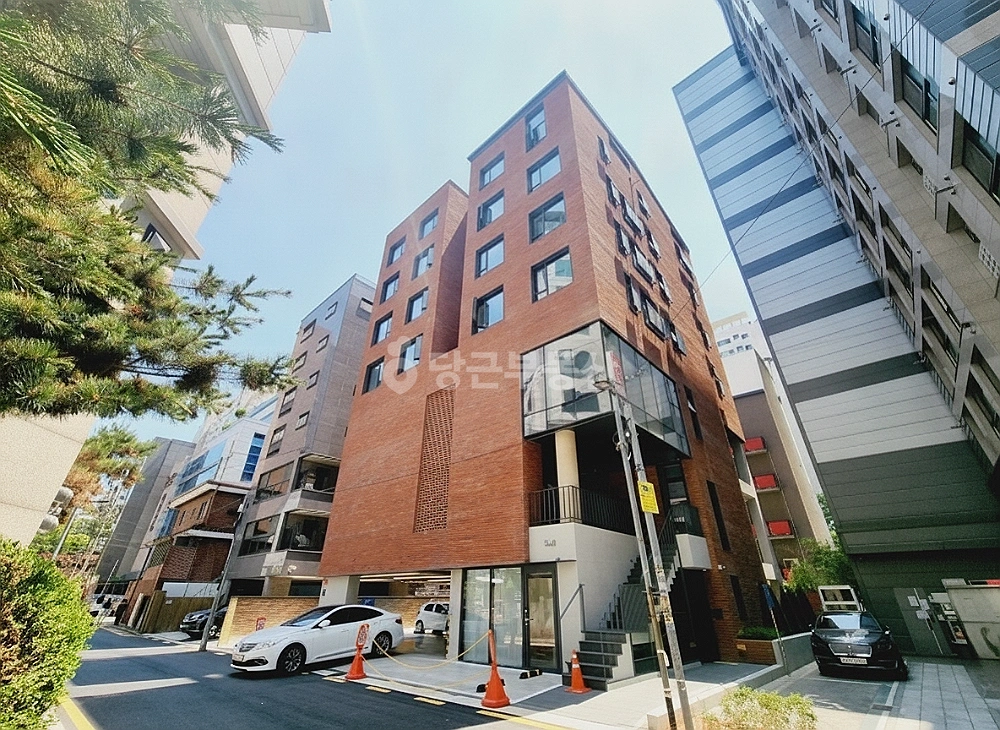 서울특별시 서초구 방배동 원룸 사진 1