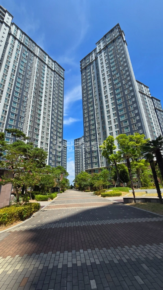 부산광역시 강서구 명지동 아파트 사진 1