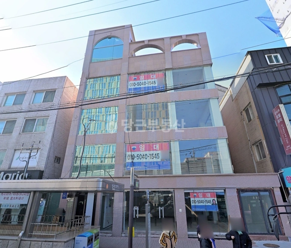 서울특별시 강남구 신사동 건물 사진 1