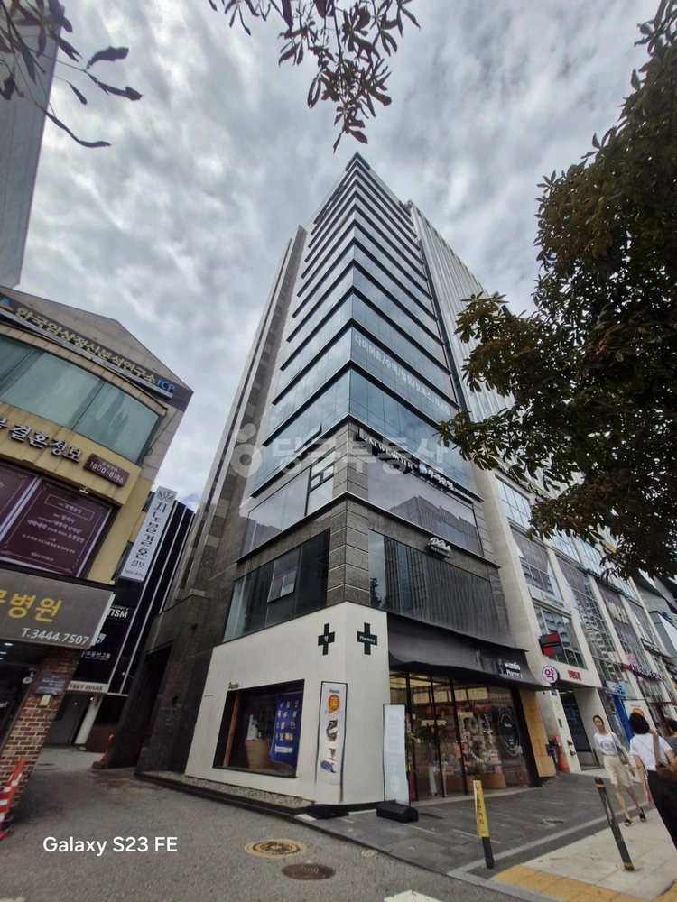 서울특별시 서초구 반포동 상가 사진 1