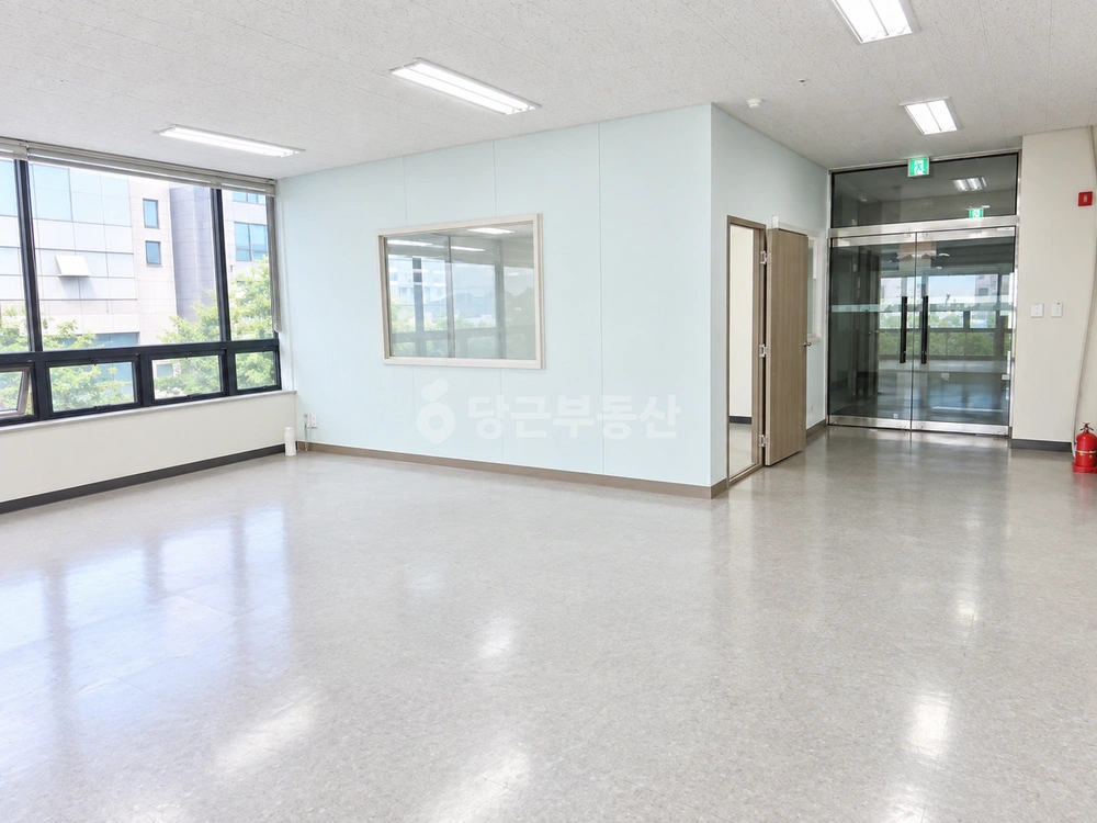 충청남도 아산시 배방읍 사무실 사진 1