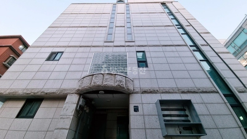 서울특별시 서초구 반포동 상가 사진 1