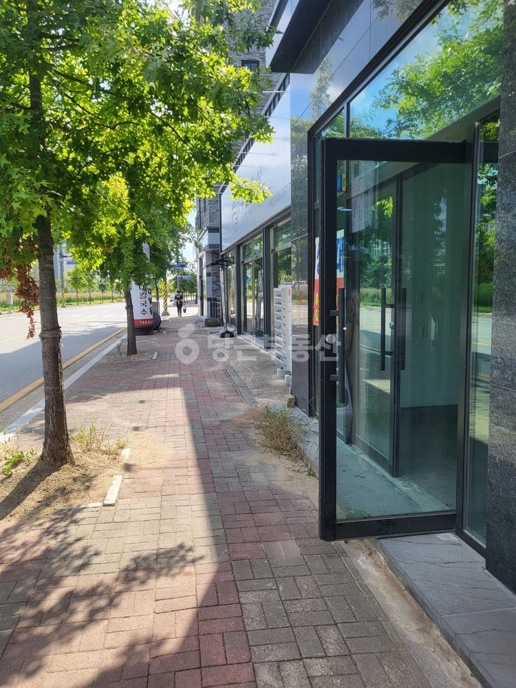 충청북도 청주시 흥덕구 오송읍 상가 사진 1