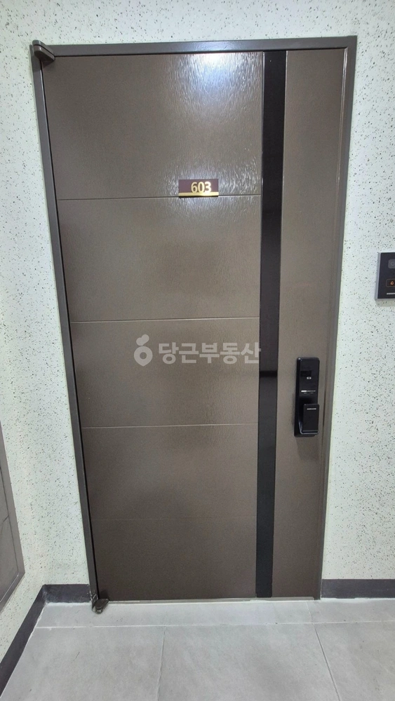 인천광역시 연수구 송도동 아파트 사진 1