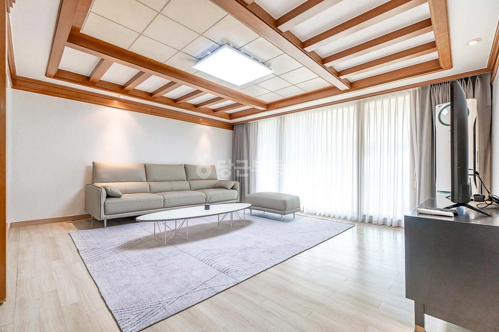 서울특별시 강남구 역삼동 아파트 사진 1