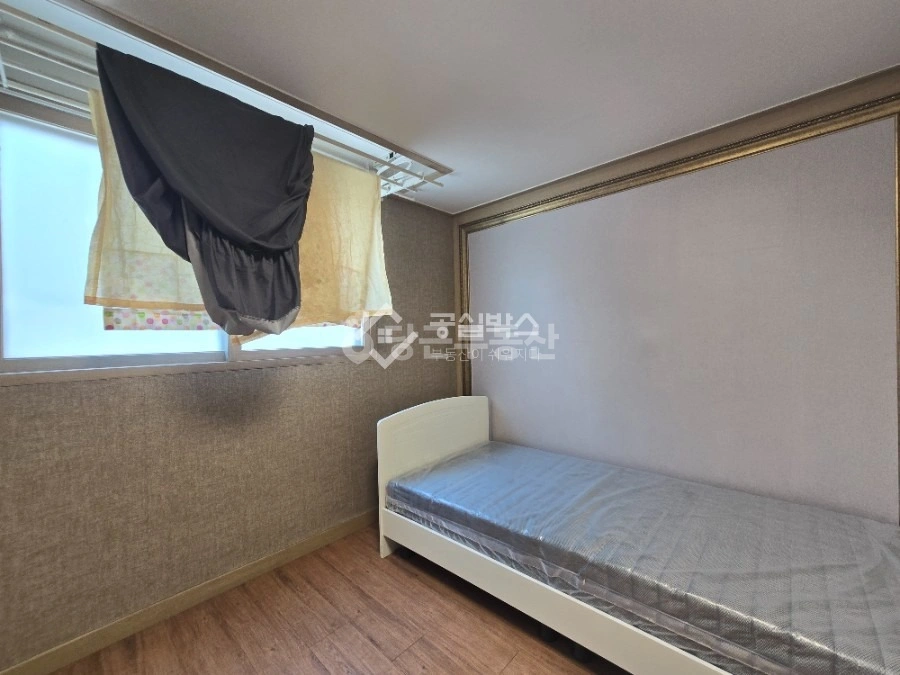 대전광역시 유성구 송강동 원룸 사진 1