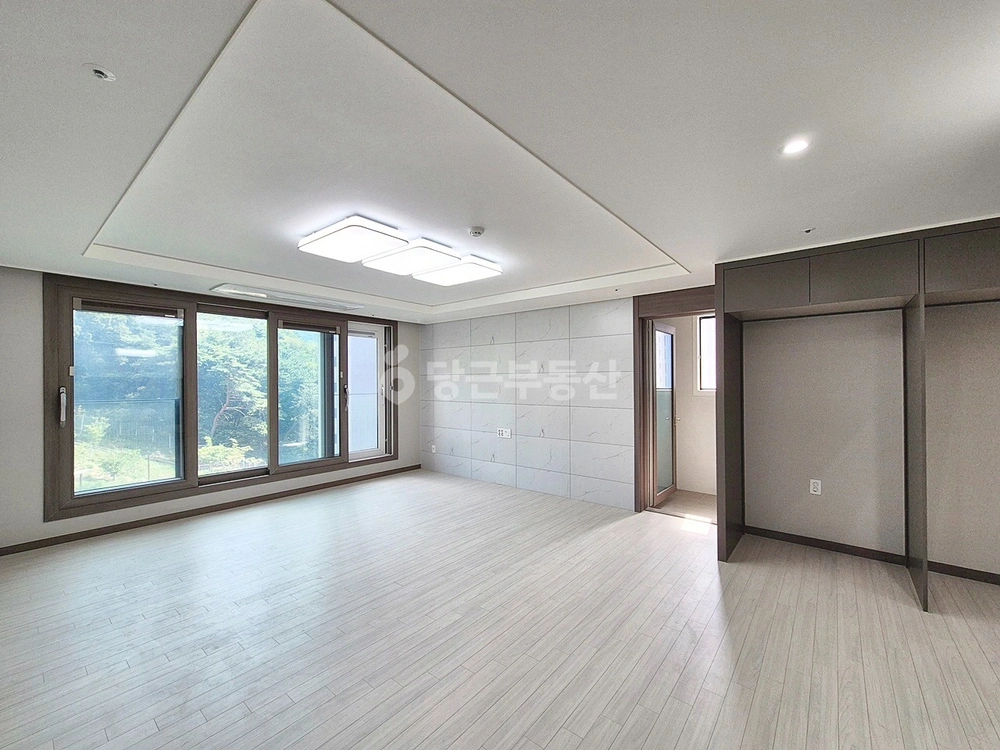 부산광역시 연제구 연산동 아파트 사진 1