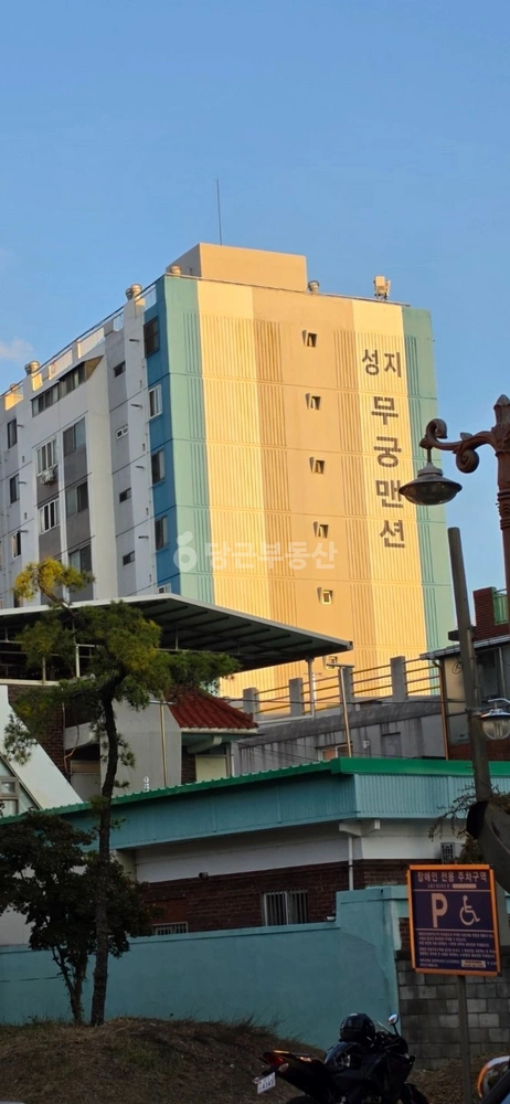 대구광역시 북구 대현동 아파트 사진 1