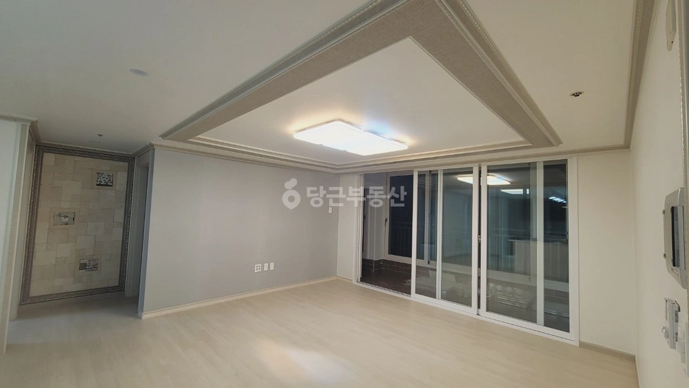 부산광역시 동구 좌천동 아파트 사진 1