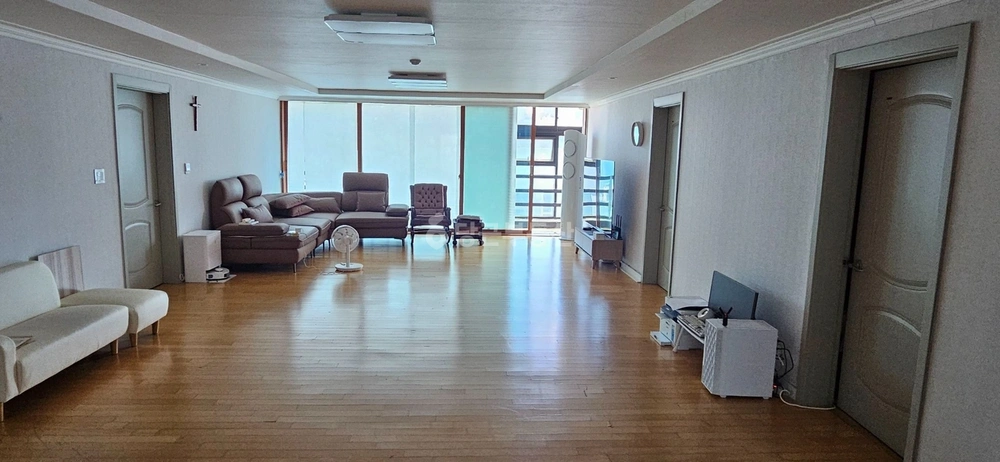 서울특별시 강남구 역삼동 아파트 사진 1