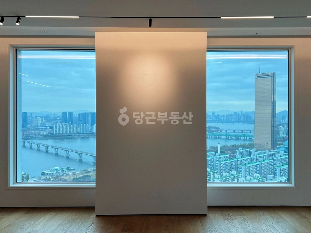 서울특별시 영등포구 여의도동 아파트 사진 1