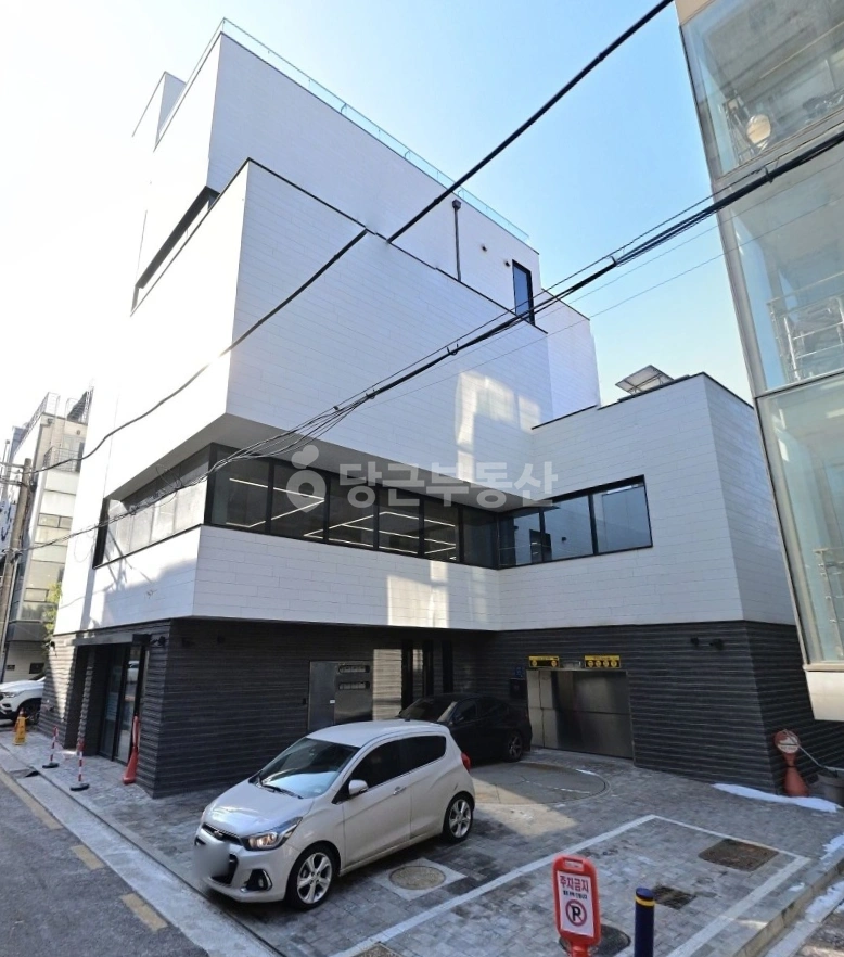 서울특별시 강남구 청담동 건물 사진 1