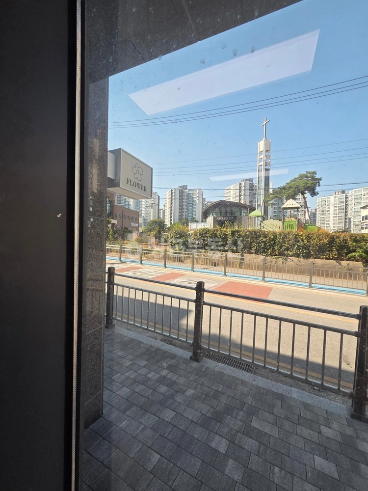 충청남도 아산시 모종동 상가 사진 1