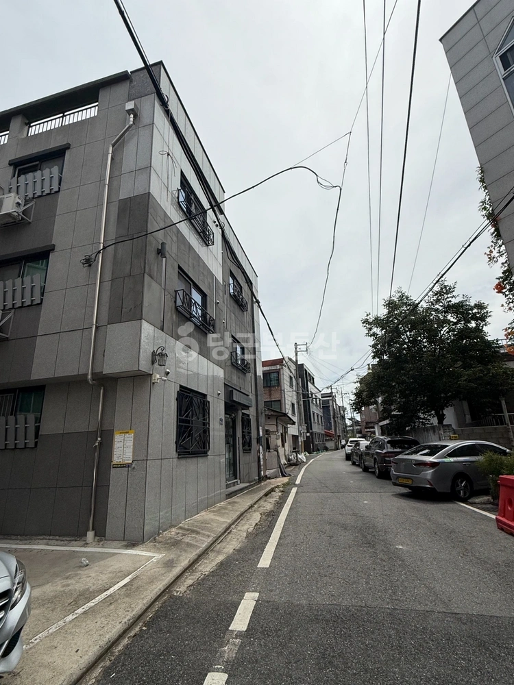대전광역시 유성구 봉명동 원룸 사진 1