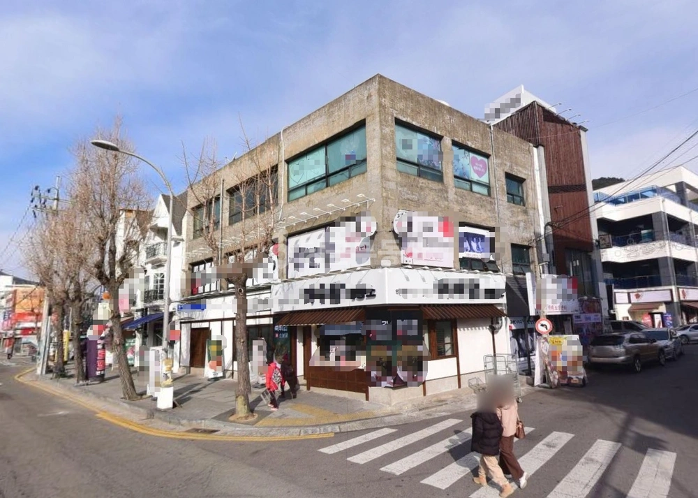 전남광주통합특별시 여수시 중앙동 건물 사진 1