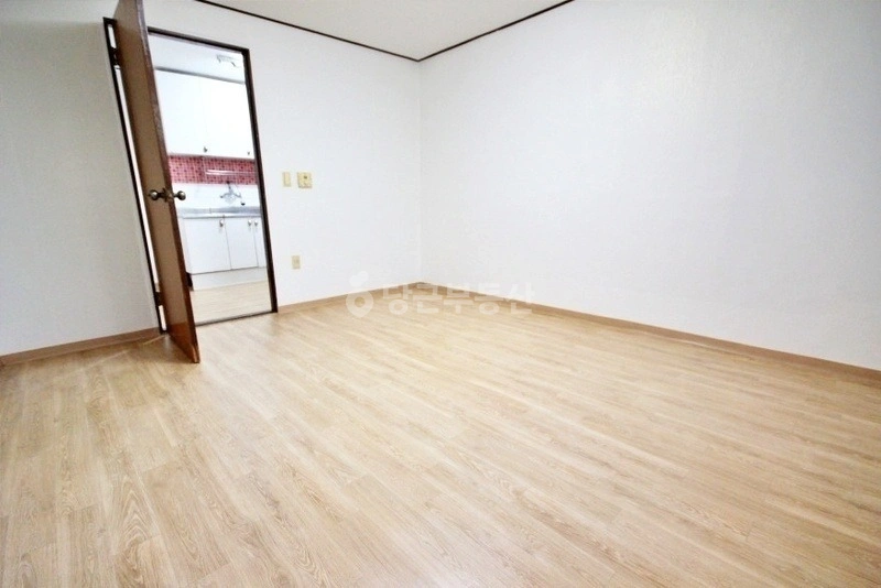 서울특별시 강남구 논현동 원룸 사진 1
