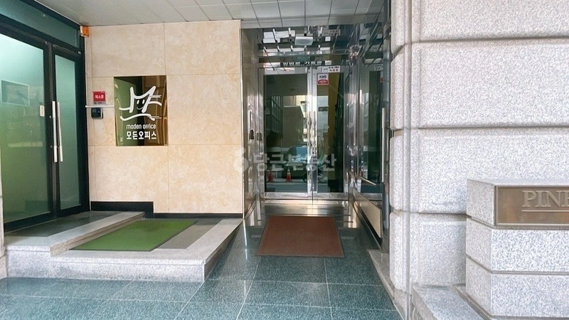 서울특별시 강남구 역삼동 원룸 사진 1