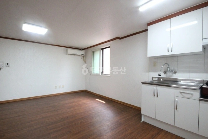 서울특별시 강남구 논현동 원룸 사진 1