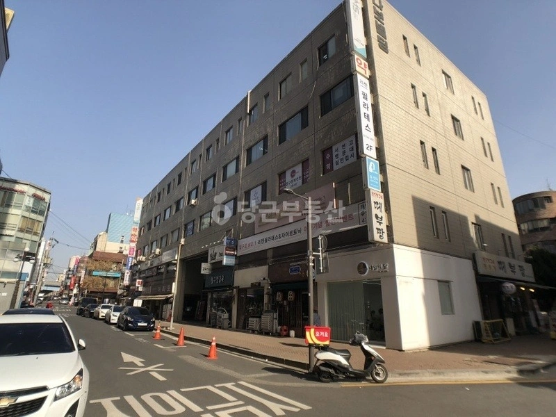 서울특별시 강남구 신사동 사무실 사진 1