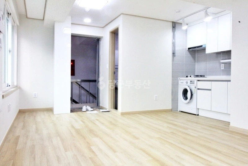 서울특별시 강남구 논현동 원룸 사진 1
