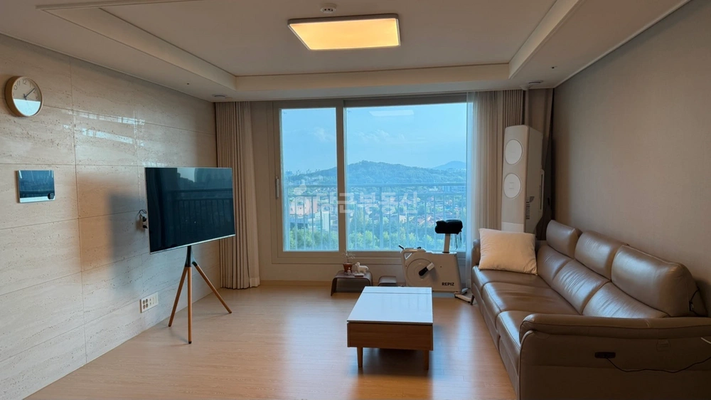 경기도 고양시 일산동구 중산동 아파트 사진 1