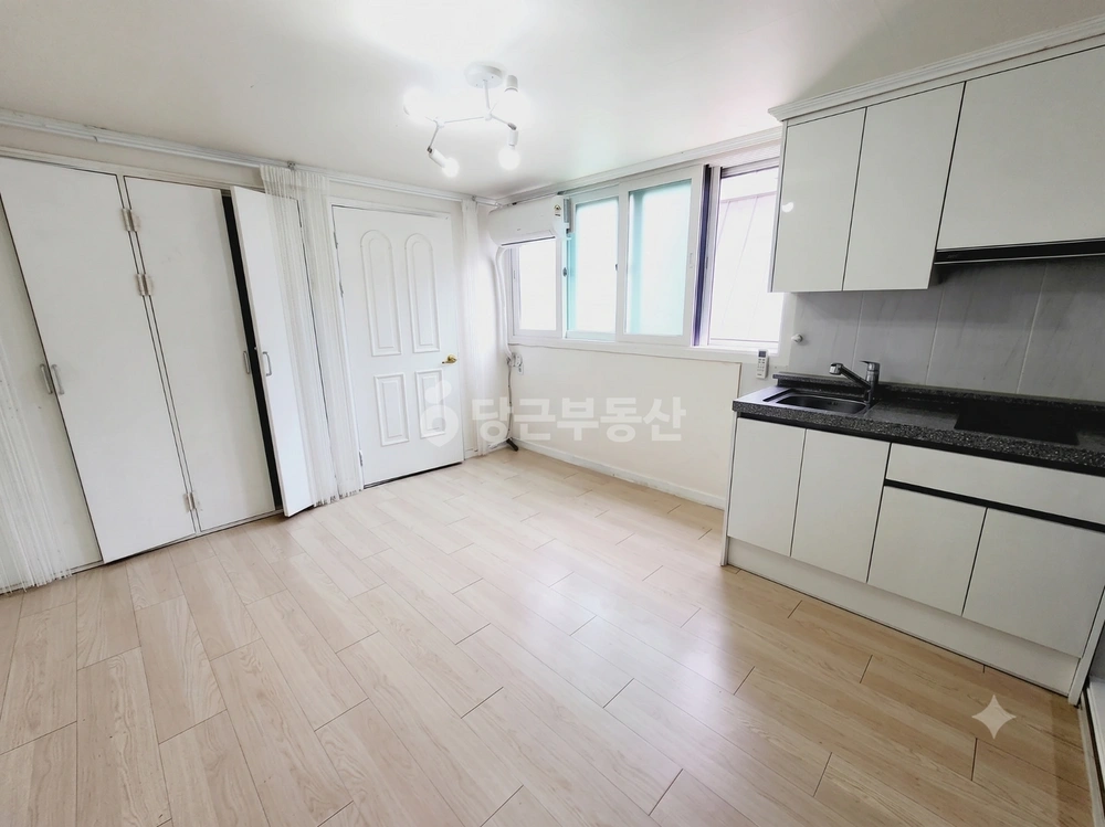 서울특별시 강남구 논현동 원룸 사진 1