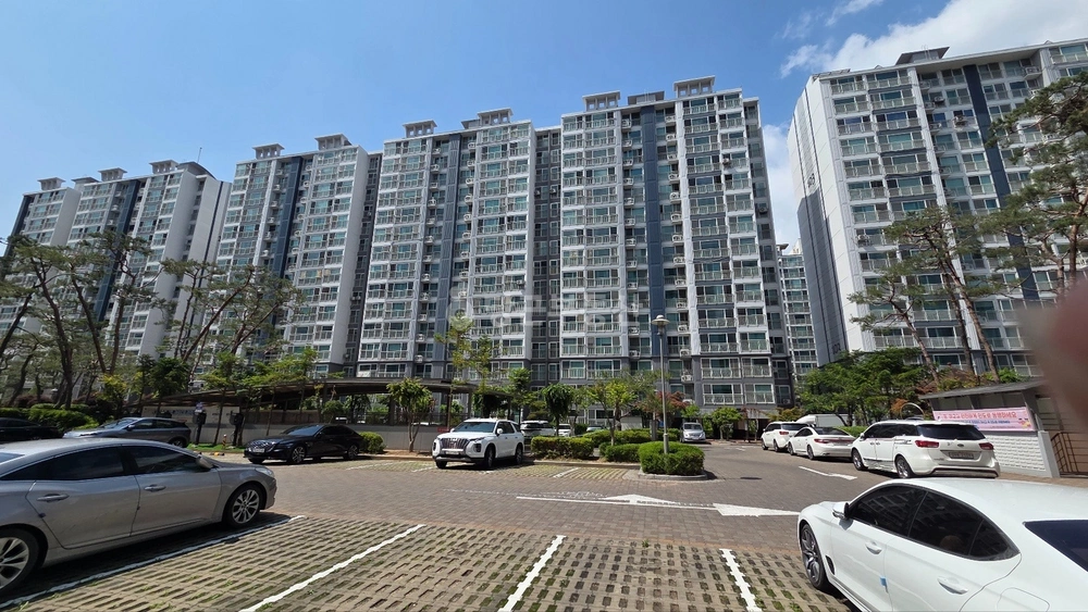충청남도 아산시 배방읍 아파트 사진 1