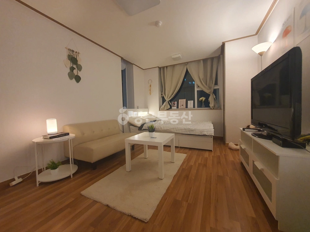 부산광역시 부산진구 부전동 아파트 사진 1