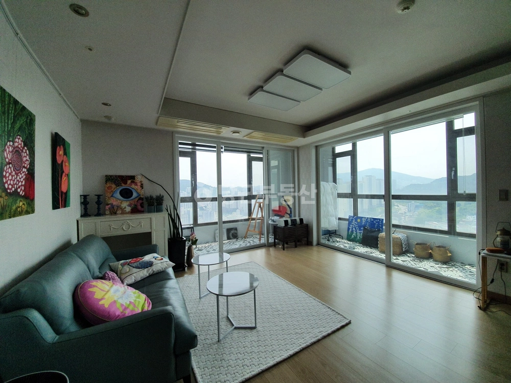 부산광역시 동래구 온천동 아파트 사진 1