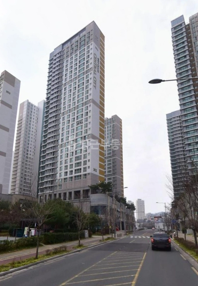 경상남도 진주시 충무공동 아파트 사진 1
