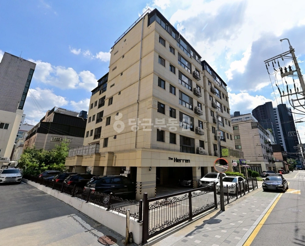 서울특별시 서초구 방배동 아파트 사진 1